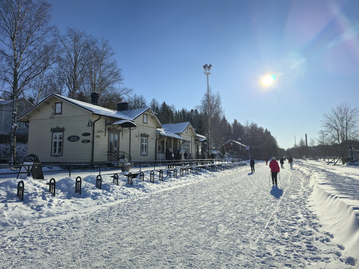 schaatsen in Lahti, Finland